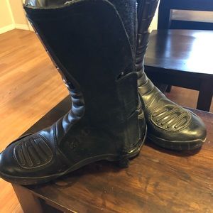Motorcycle boots